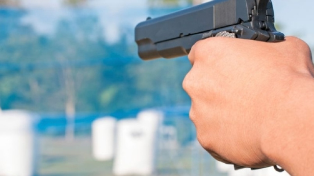 Legittima difesa: ecco quando si pu&ograve; - Panorama - panorama.it