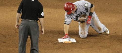 Trout sprains thumb in Angels' 9-2 loss at Miami | News OK - newsok.com