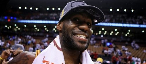 Which Pro Sport Is Most Likely to Make You Famous? - cheatsheet.com