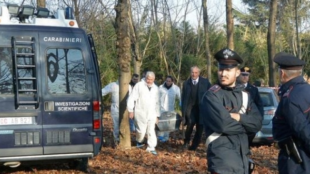 Calabria, 16enne freddato con tre colpi di pistola. (foto di repertorio)