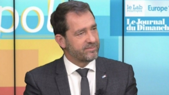 LREM et LR envisagent le d&eacute;sistement face au risque FN