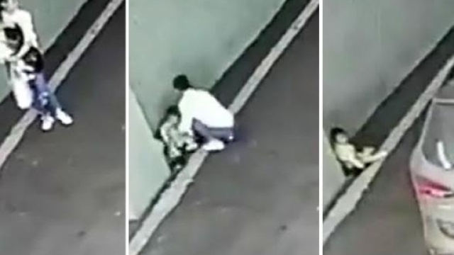 La scioccante sequenza delle immagini di una madre che in Cina ha abbandonato il figlio piccolo e indifeso in un parcheggio.