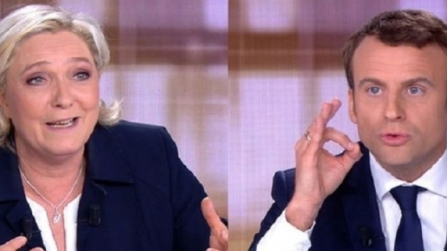D&eacute;bat pr&eacute;sidentiel entre Marine Le Pen et Emmanuel Macron