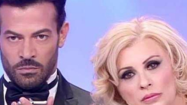 Gianni Sperti lascia Uomini e Donne?