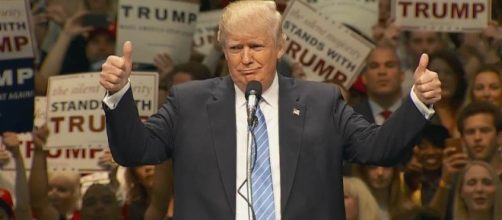 Trump Leads 'Build That Wall' Chant in California - NBC News - nbcnews.com