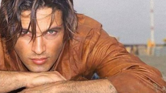 Il regalo di Gabriel Garko alle sue fan.