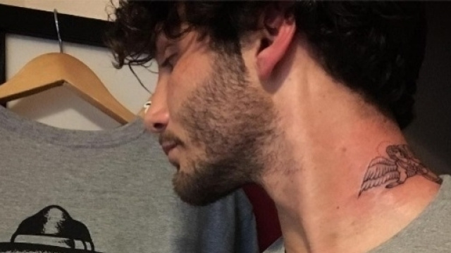 Stefano De Martino stupisce i fan sui social