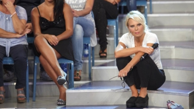 Uomini e Donne: Tina show contro Gemma, interviene Maria De ... - panorama.it