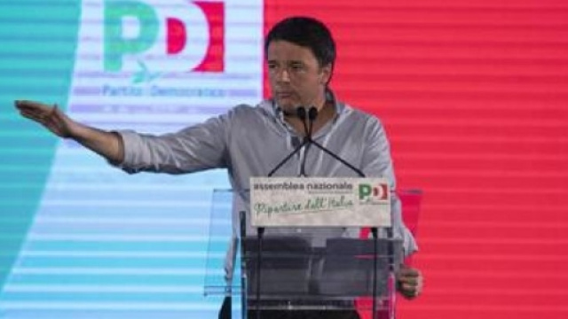 Assenblea del PD, il grande dientro di Renzi