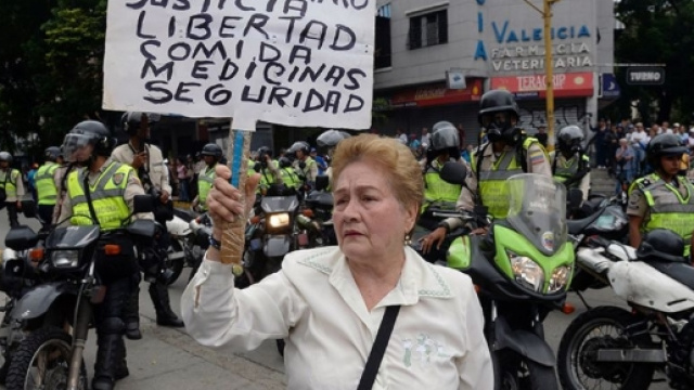Rivolta in Venezuela: continua la protesta anti Maduro - Foto - panorama.it