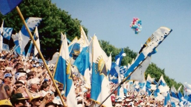 Il contagioso tifo biancoazzurro.