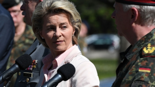 La ministra della Difesa Ursula Von der Leyen