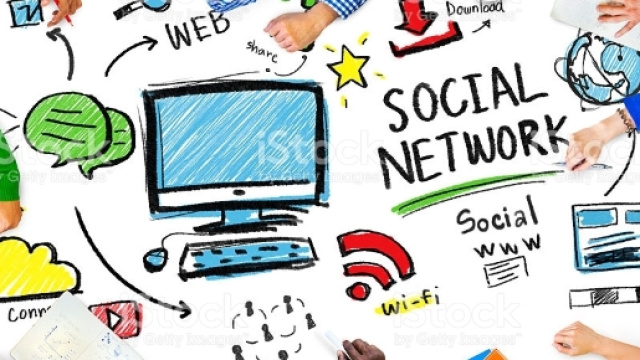 Elezioni Francia 2017: le reazioni degli utenti dei social network alla vittoria di Macron - istockphoto.com