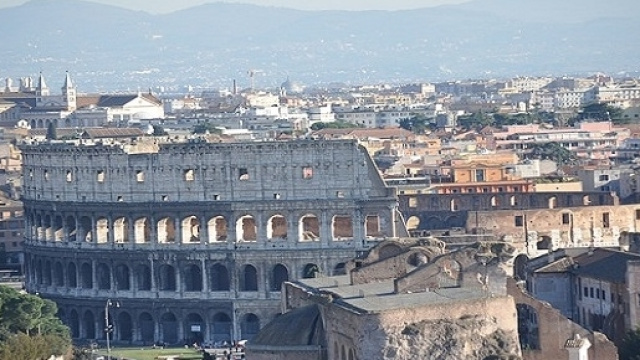 Una nube tossica sta sconvolgendo Roma