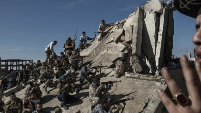 Ennesimo orrore Isis: prigionieri utilizzati come cavie - huffingtonpost.it