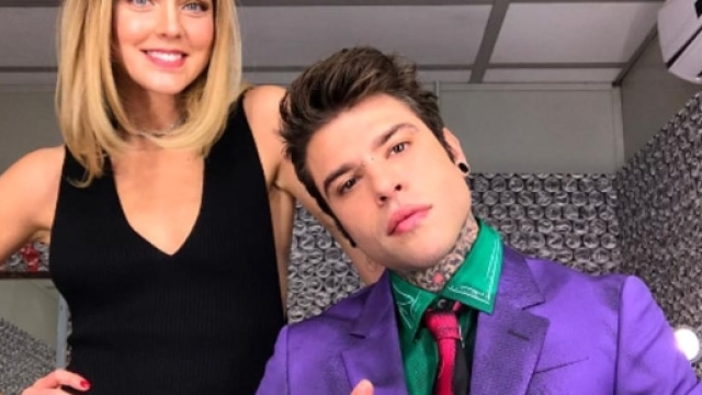 Fedez e Chiara Ferragni, il selfie nel backstage di X Factor - today.it