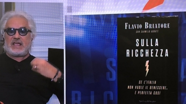 Flavio Briatore continua a dividere dopo le dichiarazioni a Tiki Taka