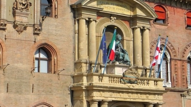 Assunzioni insegnanti e operatori scolastici