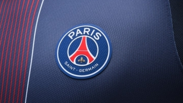 Club : Le PSG officialise le maillot domicile 2016/2017 | CulturePSG - culturepsg.com