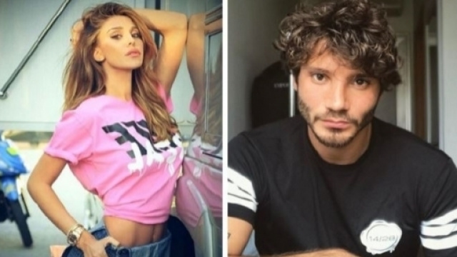 Gossip, Belen e Stefano: complicit&agrave; e battutine al debutto di 'Selfie'.