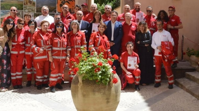Sambuca di Sicilia, nuovo defibrillatore per la Croce Rossa