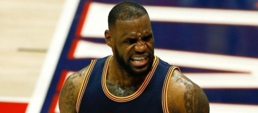 LeBron responds to his house getting vandalised ... - bostonglobe.com