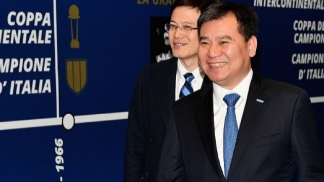 Inter-Juve, &egrave; guerra fredda sul mercato. Suning insidia i ... - fcinter1908.it