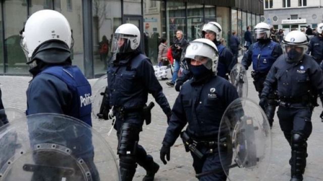 Secondo Amnesty leggi orwelliane smantellano le libert&agrave; personali in nome dell' anti terrorismo