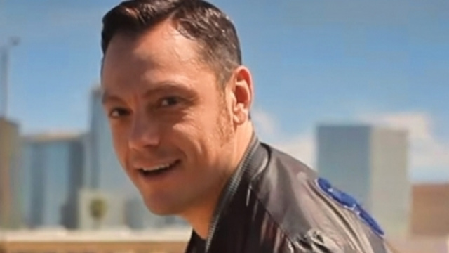 Tiziano Ferro sar&agrave; tra i protagonisti dell'estate con "Lento/Veloce" (via Google Immagini, sientamusica.it)