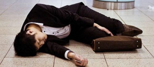 O excesso de trabalho compromete a vida dos jovens japoneses