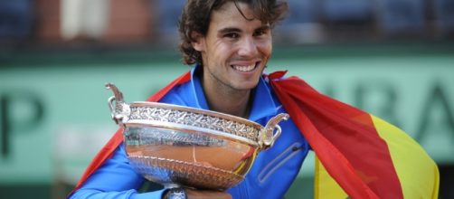 Rafa Nadal, con la bandera espa&ntilde;ola, vuelve a conquistar Par&iacute;s