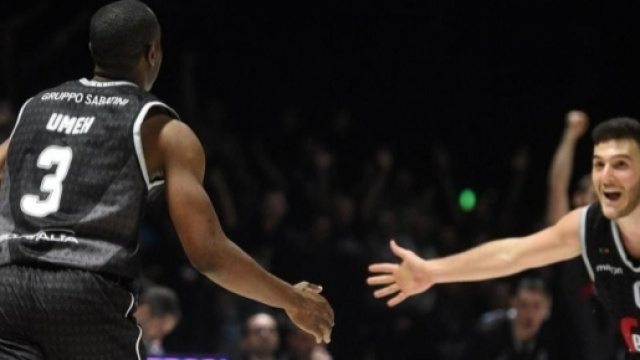 Virtus Bologna-Jesi (risultato finale 98-88)