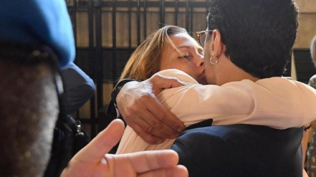 Milano condannato corona a un anno .