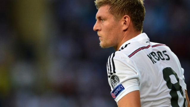 Toni Kroos vend son maillot pour la bonne cause !