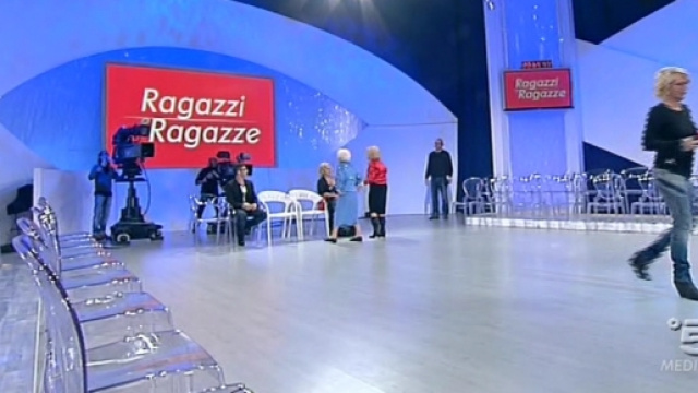 Uomini e Donne, beb&egrave; e figlio in arrivo per una tronista
