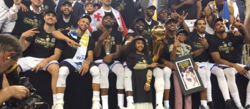Los Warriors, campeones de la NBA 2016-2017 (v&iacute;a Twitter - warriors)