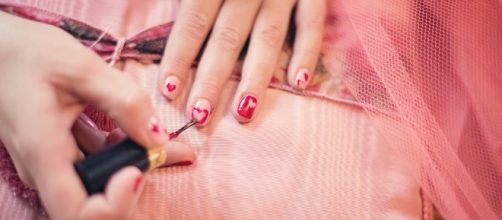 Nail polish / Photo CCO Public Domain via Pixabay