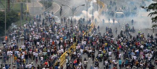 Qu&eacute; representan los militares en la crisis pol&iacute;tica de Venezuela ... - univision.com