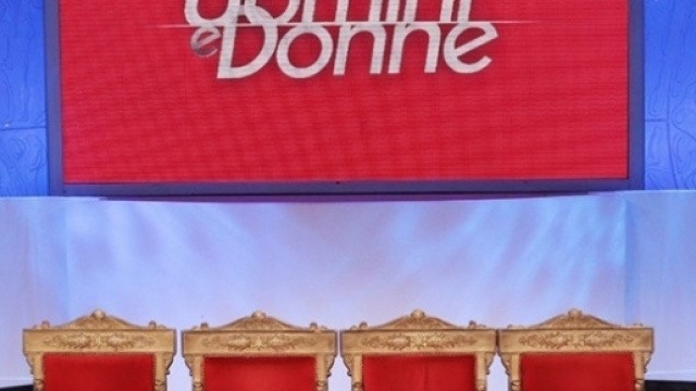 Il palcoscenico di Uomini e Donne