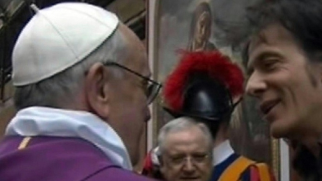 L'incontro di Pietro Orlandi con Papa Francesco. Foto di repubblica.it