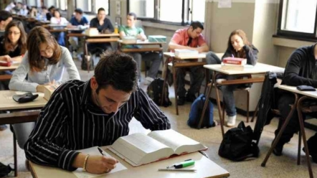 Esami di Stato 2017: dove sedersi e metodi per copiare durante gli esami