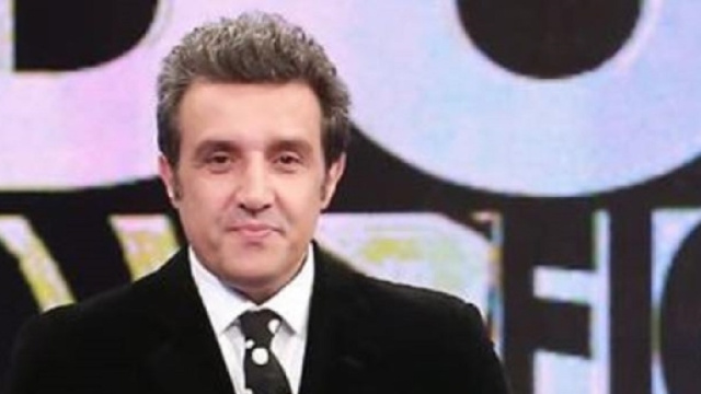 Flavio Insinna dopo la bufera la decisione della Rai