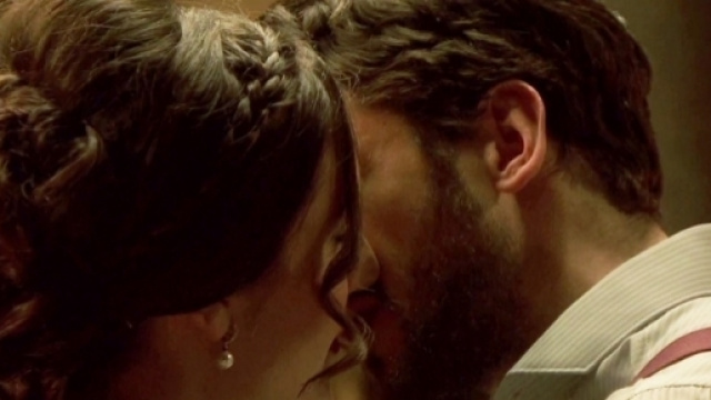 Il Segreto: momento bollente tra Hernando e Camila