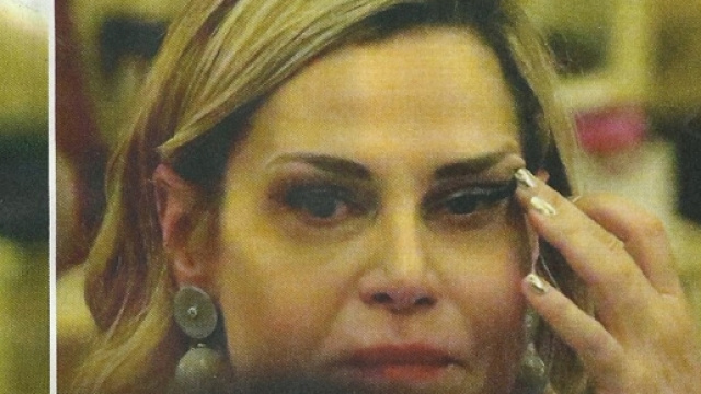 Simona Ventura triste: in lacrime a cena con Ger&ograve; Carraro - leggo.it