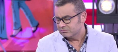 Jorge Javier rechaza el Premio Tri&aacute;ngulo en directo