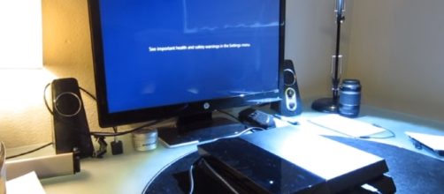 Sony Playstation 4 - Unboxing & Review / DavidSaganHD via Youtube