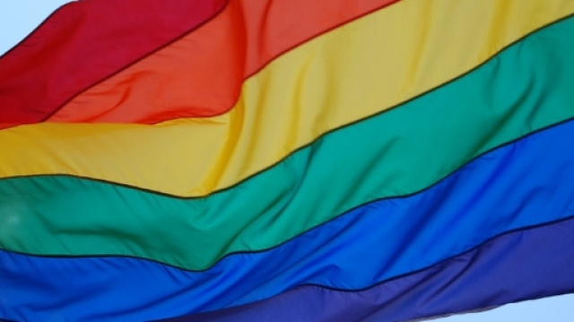 Polemiche a Perugia per la locandina del Pride Village