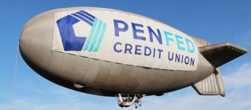 Pilot Injured in Blimp Crash at the U.S. Open | Flying Magazine - flyingmag.com