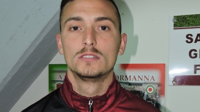 Calciatore diventa attore a luci rosse: Davide scritturato da Siffredi