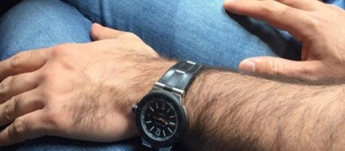 No dia dos namorados, jornalista da Globo posta foto enigm&aacute;tica, que f&atilde;s identificam como um relacionamento gay. (Reprodu&ccedil;&atilde;o Instagram)